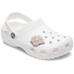Jibbitz™ White and Gold Seashell