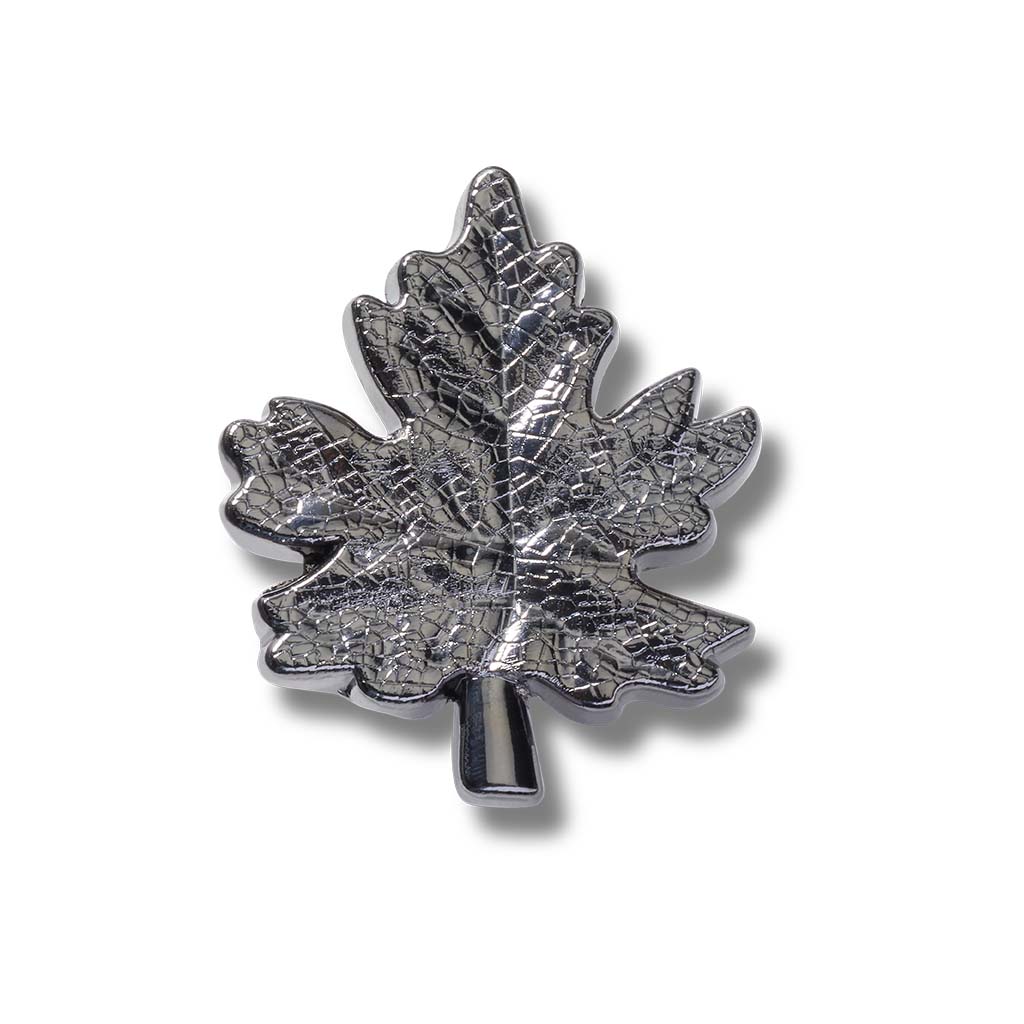 Jibbitz™ Dark Maple Leaf