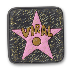 Jibbitz™ Viral Fame Star