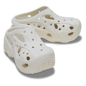 Caged Clog