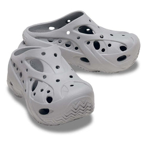 Caged Clog